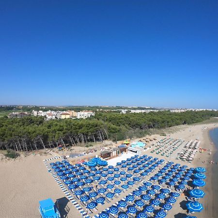 Aloha Park Hotel Кампомарино Екстериор снимка