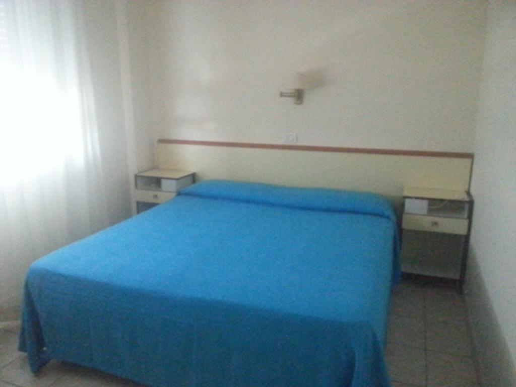Aloha Park Hotel Кампомарино Стая снимка